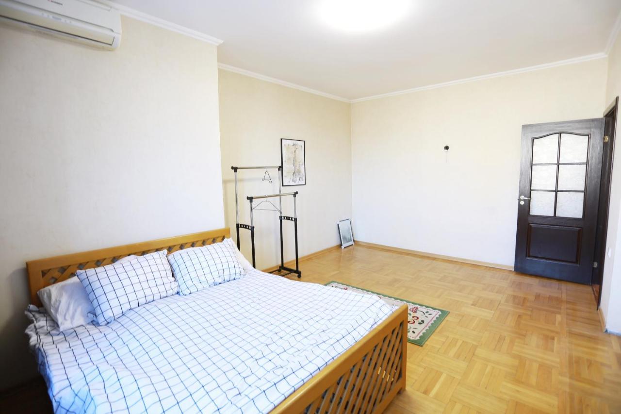 City Garden Apartments Odessa Exterior foto